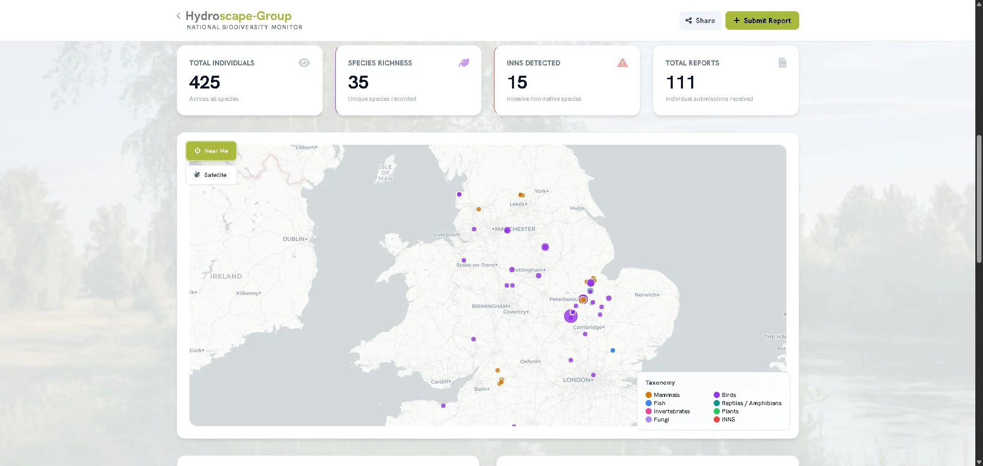 Hydroscape public dashboard in Wildlife Biodiversity mode showing national map with taxonomy-coloured species pins, 425 total individuals, 35 species richness, 15 INNS detected across 111 reports